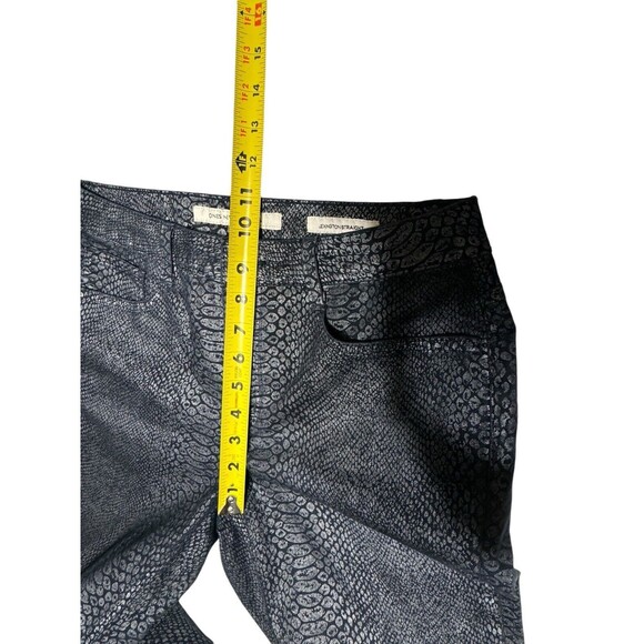 Jones New York Jeans Lexington Straight Black Gray Snakeskin Pattern Size 8 EUC - Picture 7 of 8